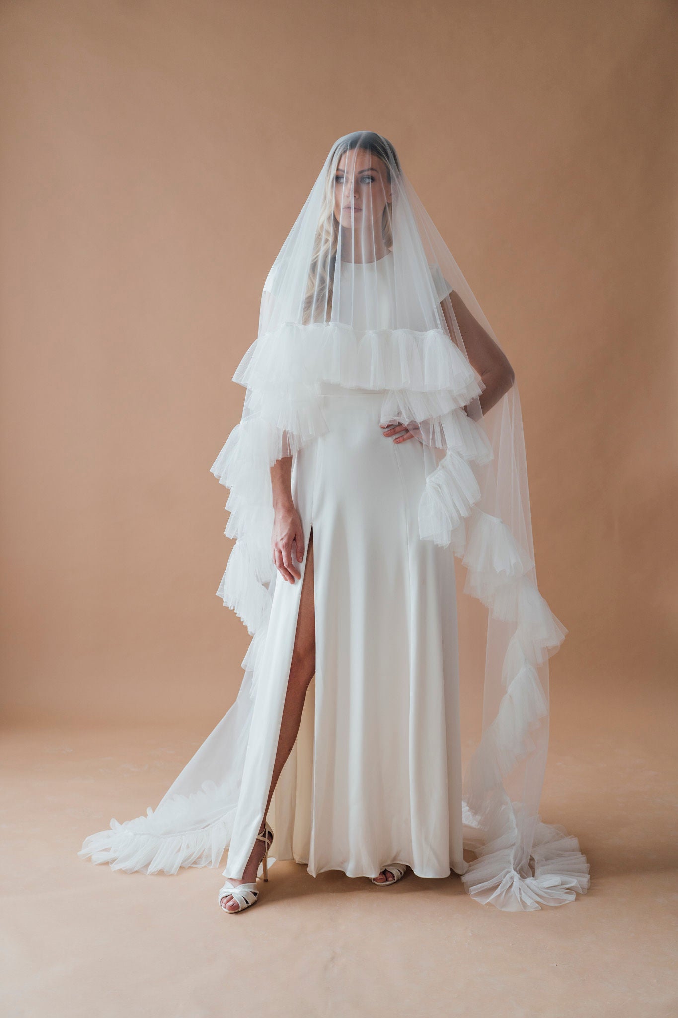 HARLOW – Two tier Ruffle veil