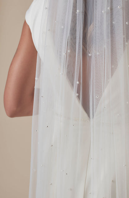 Florence Single Tier Pearl Veil